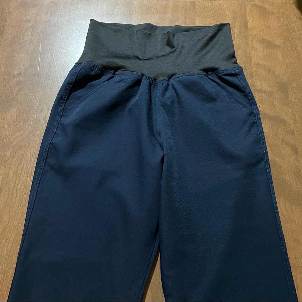 Spread Good Cheer maternity pants - Picture 1 of 3